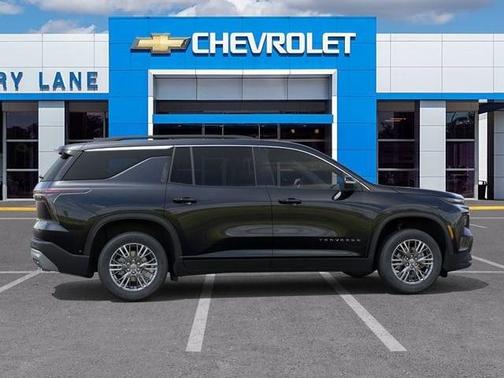 Mosaic Black Metallic 2026 Chevrolet Traverse LT