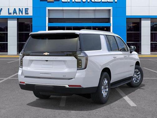 2026 Chevrolet Suburban LT