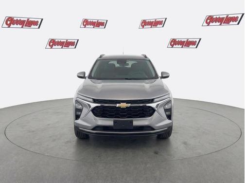 Sterling Gray Metallic 2025 Chevrolet Trax LT