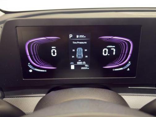 Silver 2025 Kia Sportage LX