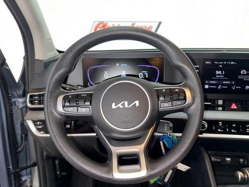 Silver 2025 Kia Sportage LX