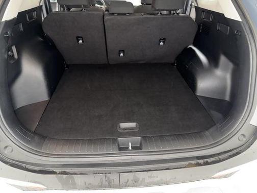 Silver 2025 Kia Sportage LX