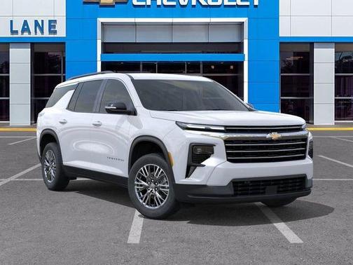 Summit White 2026 Chevrolet Traverse LT
