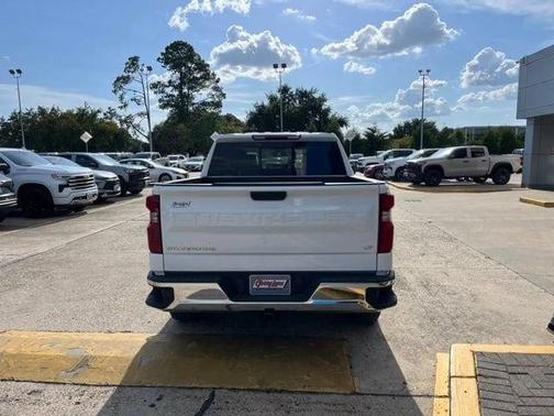 Summit White 2024 Chevrolet Silverado 1500 LT
