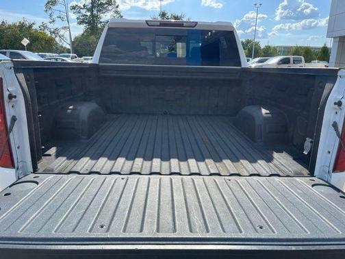 Summit White 2024 Chevrolet Silverado 1500 LT