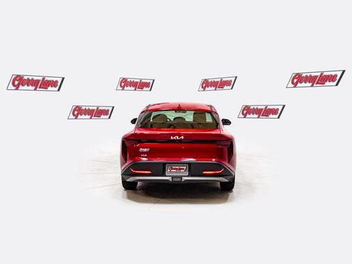 Currant Red 2025 Kia K4