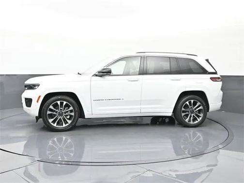 2022 Jeep Grand Cherokee Overland 4x4
