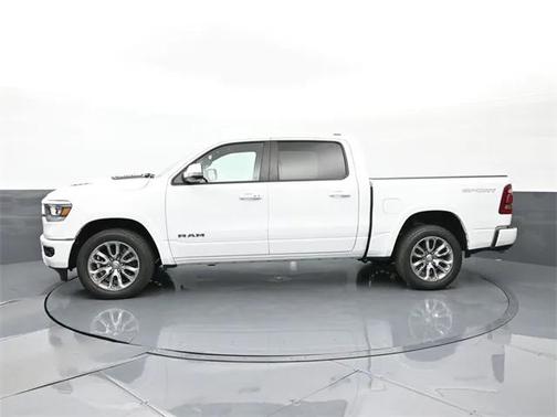 2021 RAM 1500 Laramie Crew Cab 4x4 57' Box