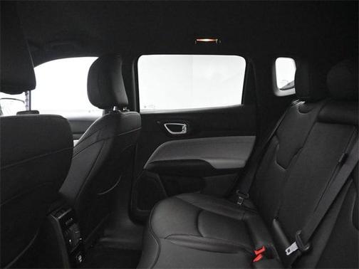 Sting-Gray Clearcoat 2024 Jeep Compass Limited