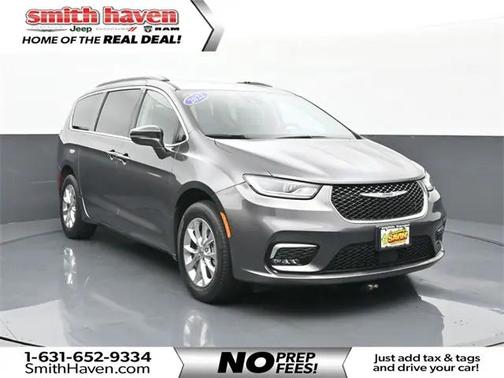 2022 Chrysler Pacifica Touring L AWD