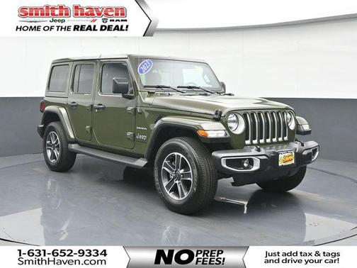Sarge Green Clearcoat 2023 Jeep Wrangler 4-Door Sahara 4x4