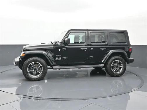 2023 Jeep Wrangler 4-Door Sahara 4x4