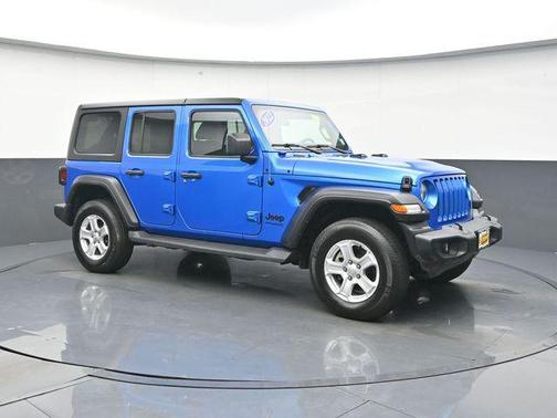 2022 Jeep Wrangler Unlimited Sport