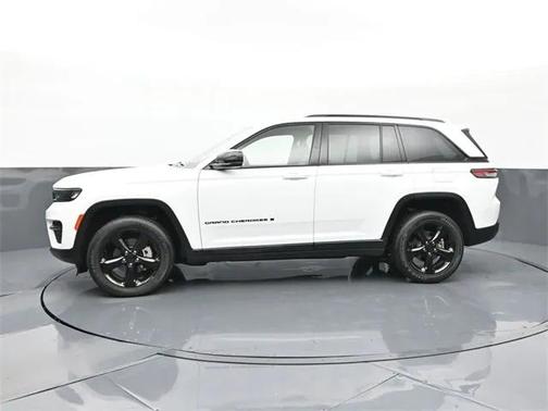 2023 Jeep Grand Cherokee Altitude 4x4