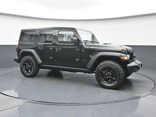 Black Clearcoat 2022 Jeep Wrangler Willys