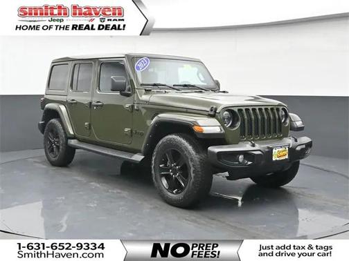 2023 Jeep Wrangler 4-Door Sahara Altitude 4x4