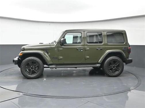 2023 Jeep Wrangler 4-Door Sahara Altitude 4x4