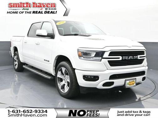 Bright White Clearcoat 2021 RAM 1500 Laramie