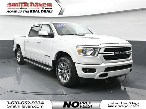2022 RAM 1500 Laramie Crew Cab 4x4 57' Box