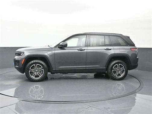2023 Jeep Grand Cherokee 4xe Trailhawk