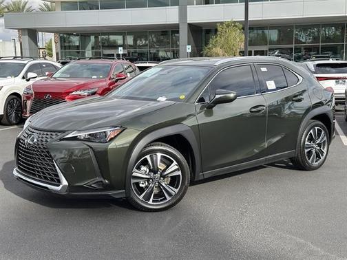 2025 Lexus UX 300h Base