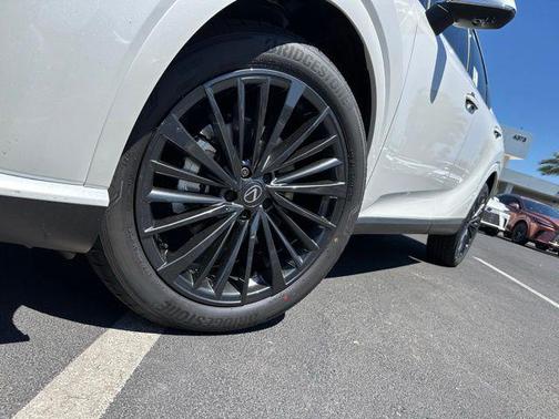 Eminent White Pearl 2026 Lexus RX 450h+ Base