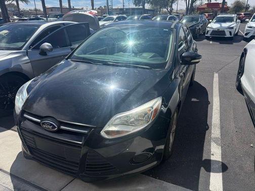 Tuxedo Black Metallic 2014 Ford Focus SE