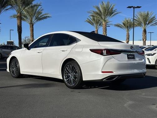 2025 Lexus ES 350 Premium