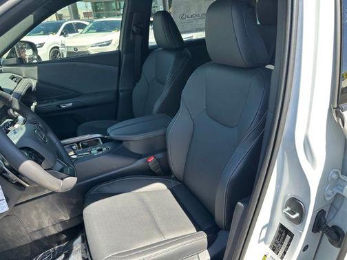 Pear 2026 Lexus TX 350 Premium