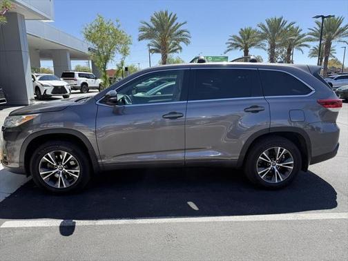 2017 Toyota Highlander LE Plus
