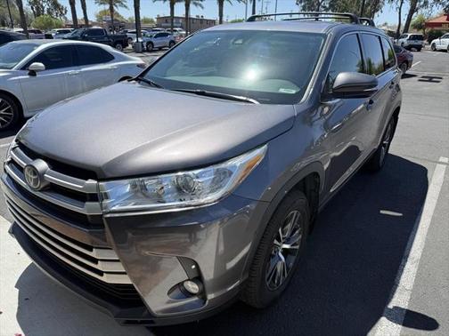 2017 Toyota Highlander LE Plus