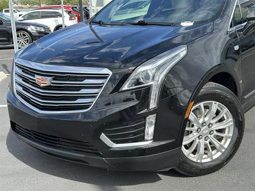 2017 Cadillac XT5 Base