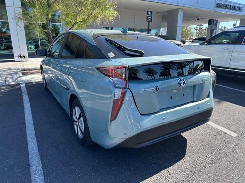 Blue Crush Metallic 2018 Toyota Prius Two