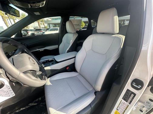 Eminent White Pearl 2026 Lexus RX 350 Premium