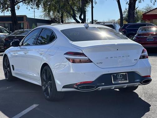 2023 Genesis G70 3.3T RWD