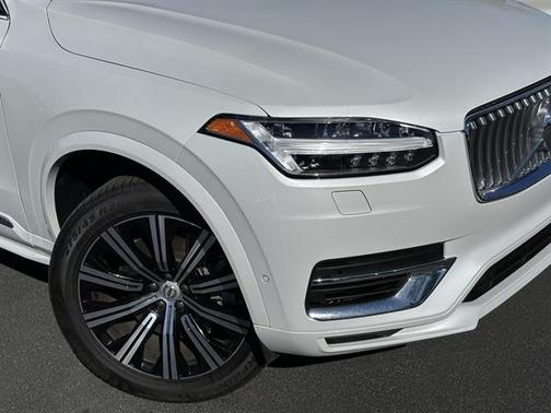 2021 Volvo XC90 Recharge Plug-In Hybrid T8 Inscription 7 Passenger