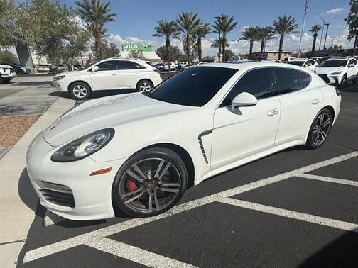 2015 Porsche Panamera Turbo