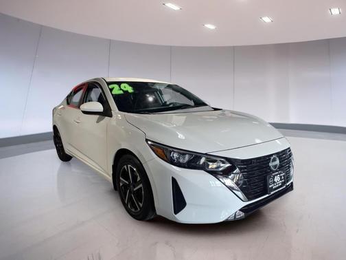 Aspen White Tricoat 2024 Nissan Sentra SV