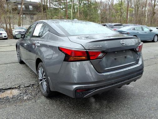 Gun Metallic 2023 Nissan Altima 2.5 SV