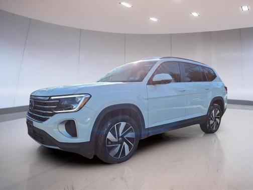 2025 Volkswagen Atlas 2.0T SE w/Technology 4MOTION