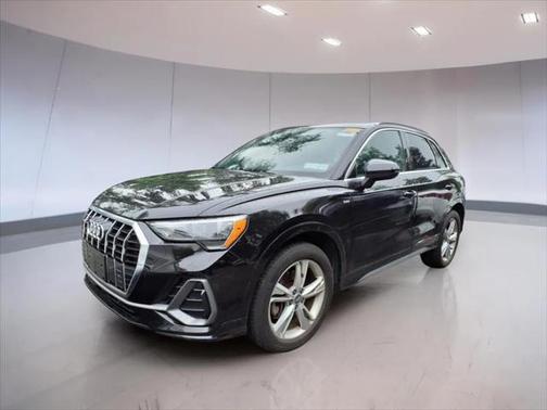 2020 Audi Q3 45 S line Premium