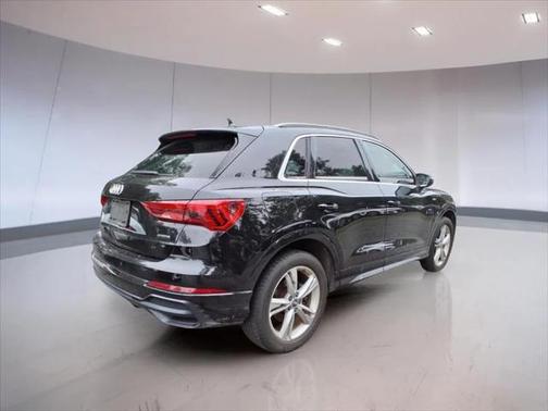 2020 Audi Q3 45 S line Premium