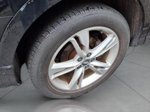 2020 Audi Q3 45 S line Premium