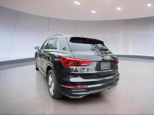 2020 Audi Q3 45 S line Premium