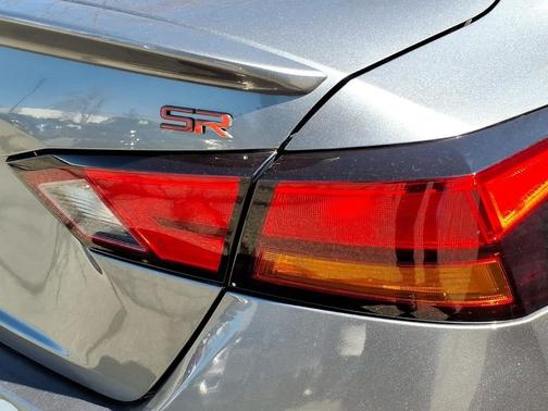 Gun Metallic 2023 Nissan Altima SR FWD