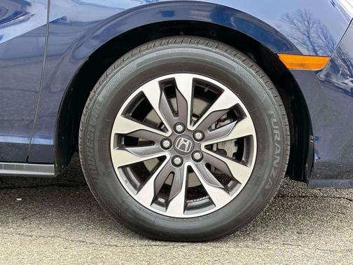 Obsidian Blue Pearl 2023 Honda Odyssey EX-L