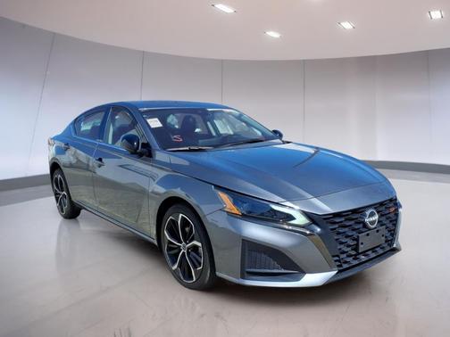 Gun Metallic 2024 Nissan Altima SR Intelligent AWD