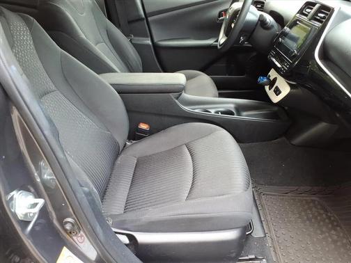 2016 Toyota Prius Two