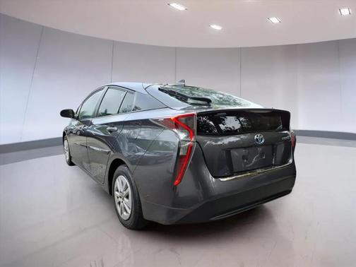 2016 Toyota Prius Two