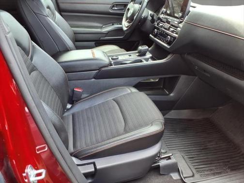 2023 Nissan Pathfinder Rock Creek 4WD